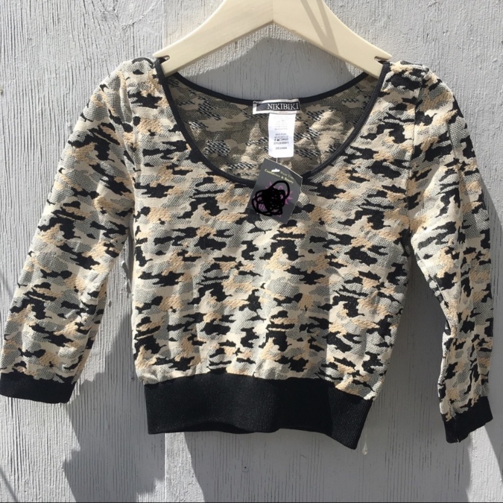 Made in USA spandex camo crop top brand new! - Picture 2 of 4